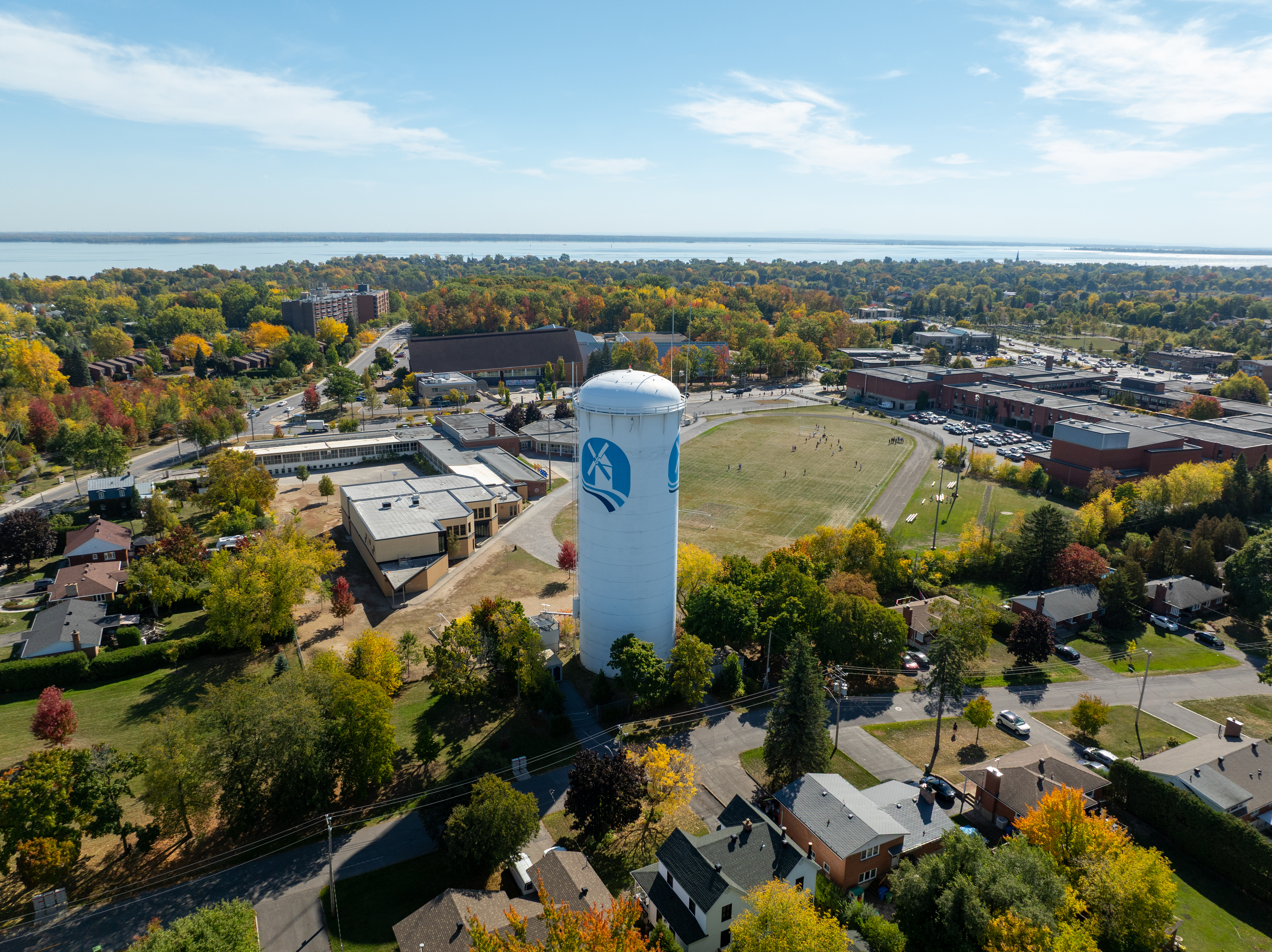 https://www.pointe-claire.ca/assets/images/20251006-DJI_0215.jpg