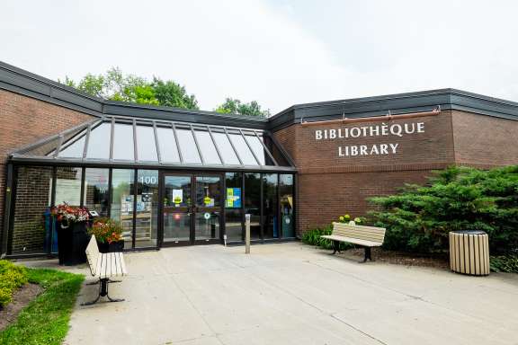 Pointe C Laire AB 105