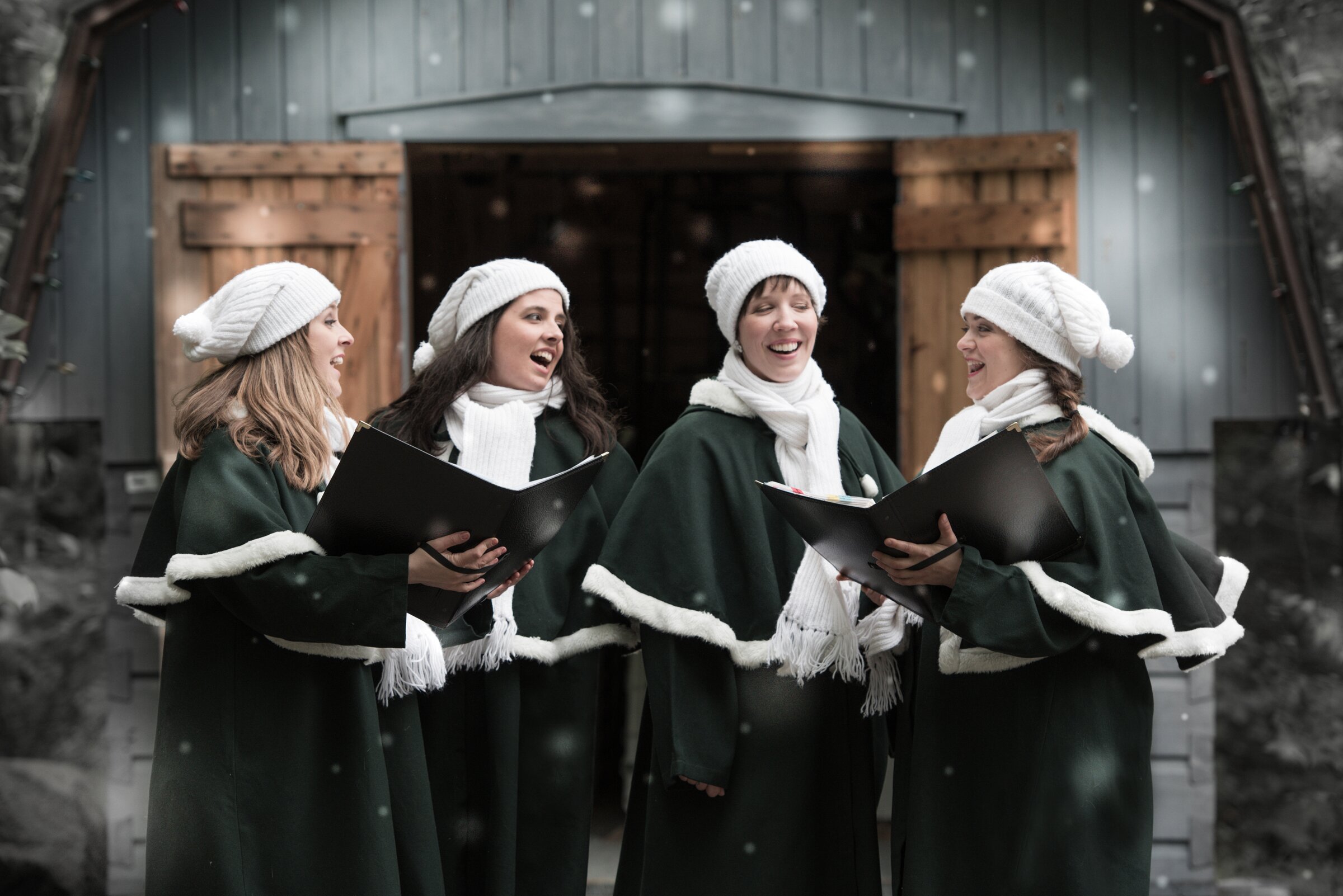 Chanteuses de Noël déambulantes : Quatuor vocal Carte Blanche