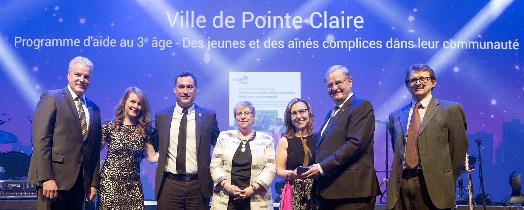 Merite-ovation-municipale